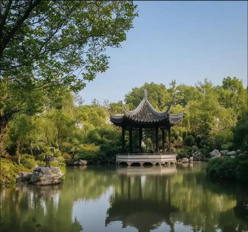 广东狼狈餐饮有限公司